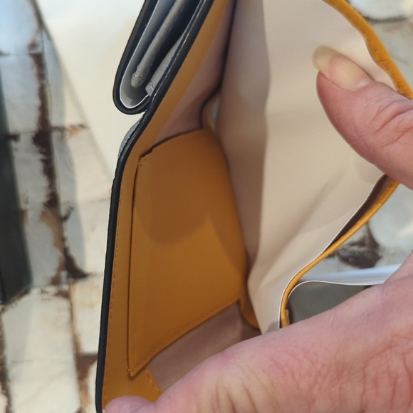 MCM Arch Gray / Navy mini Wallet  full inclusion - Picture 6 of 12